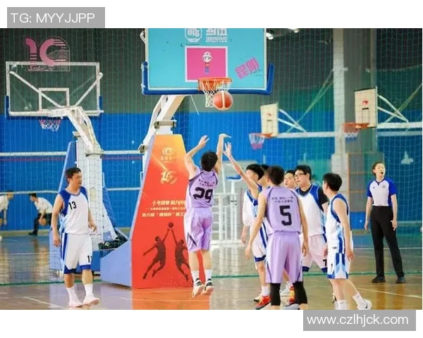 上海篮球队在联合会杯积分榜上以53分稳居第一名展现强劲实力